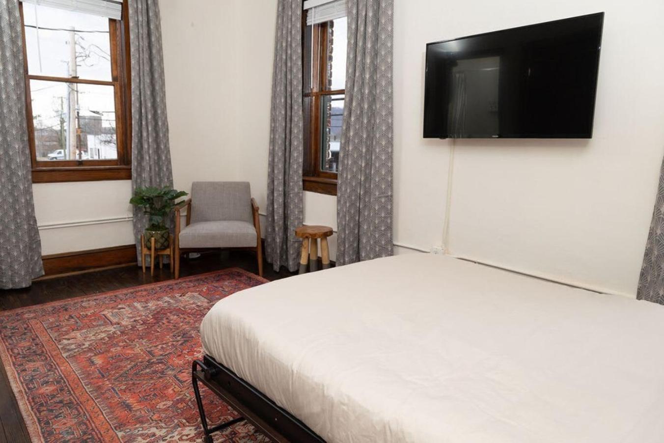 شقة Luxury Multi-Unit Historic Building Near Downtown رونوك المظهر الخارجي الصورة